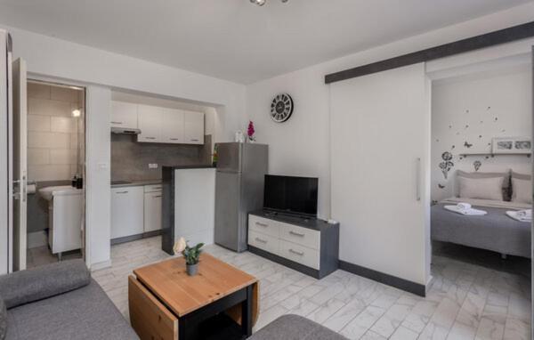 Apartment Sabina&Zoran Malinska Eksteriør bilde